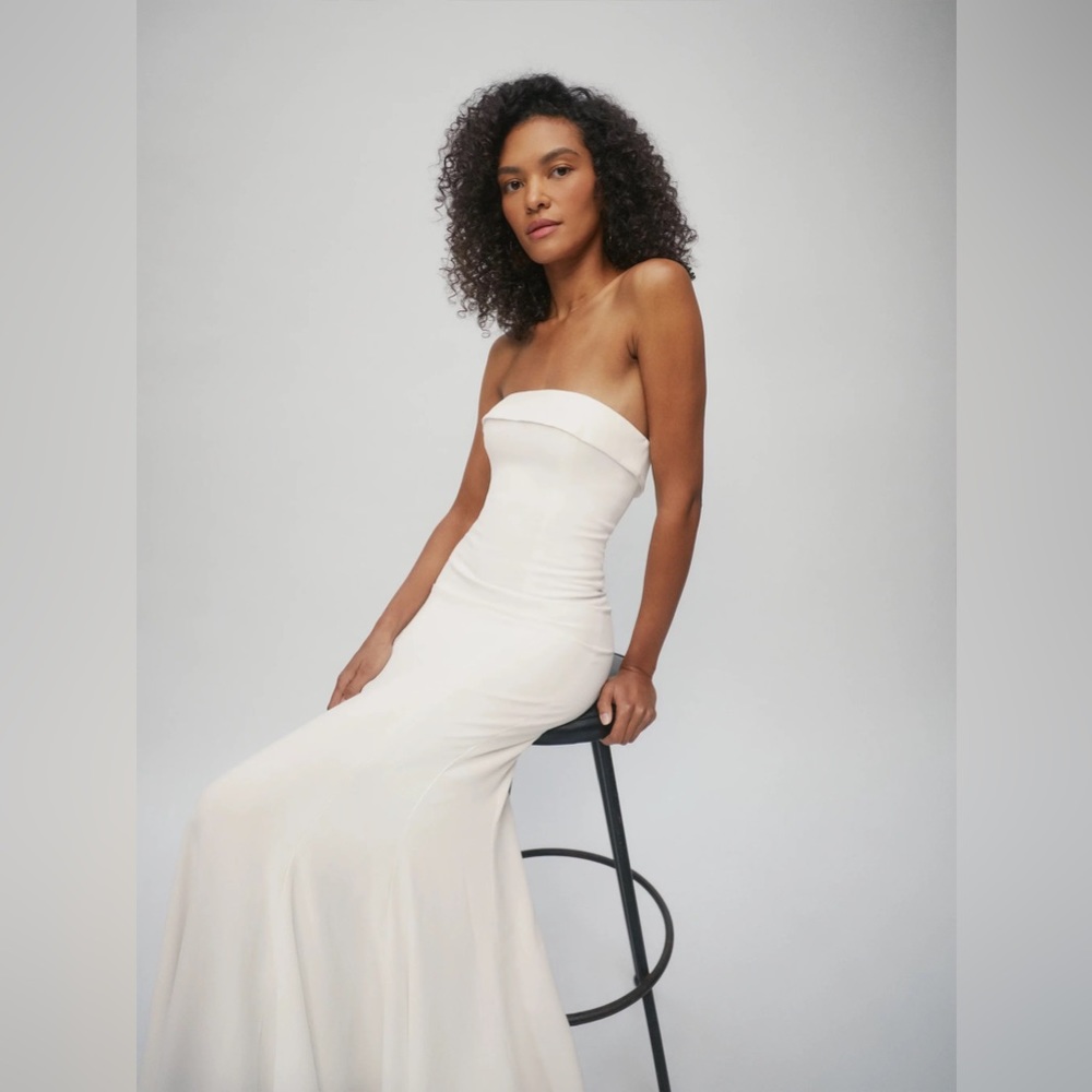 Reformation Lorraine Strapless gown (NEVER WORN: white, size 4)